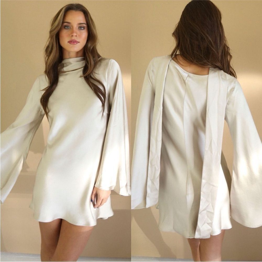 Show me your MuMu NWT Sarah Mini Dress in Prosecco Size Small